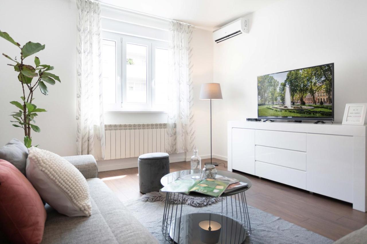 Sunny 2Bdr Apartment With A Balcony Zagreb Exteriör bild